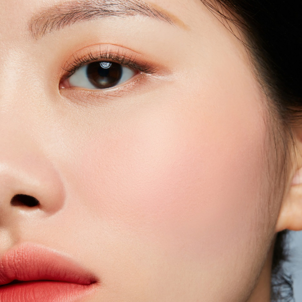 VDL 將於2月推出Expert Cheekbook Mono,如水彩畫般輕亮顯色的胭脂,富有春意