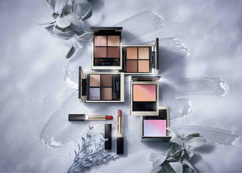 SUQQU【全新限定】2025 冬季彩妝系列 霜華美學（HOARFROST ART）將冬日夢幻靜謐之美飾於妝容 帶來冬季專屬的優雅與時尚